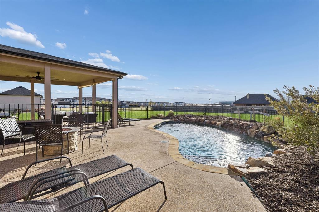 Summerview Country Estates Ph 2 - Residential