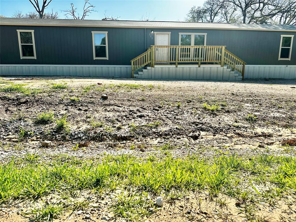 Discover a unique investment opportunity in Valley View! This 2025 mobile home sits on a spacious 0.45-acre lot just outside city limits, offering both privacy and flexibility with fewer restrictions.

Featuring 5 bedrooms and 5 bathrooms, this property is suited for income producing potential. It is currently operating as a successful investment property, with each room rented individually on month-to-month leases, generating approximately $2,600 in monthly income.

Whether you’re looking to expand your rental portfolio or transition into a multi-use living space, this property offers immediate cash flow and long-term potential. With ample outdoor space and a modern layout, the possibilities here are endless.

Don’t miss your chance to own a turnkey investment in a growing area!