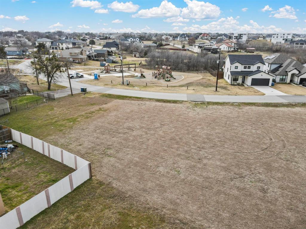 Garza Lake Estates - Land
