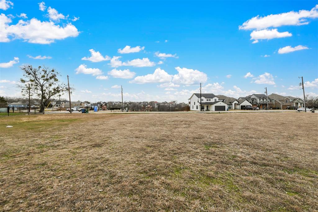 Garza Lake Estates - Land