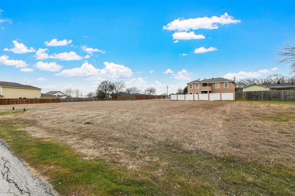 Garza Lake Estates - Land