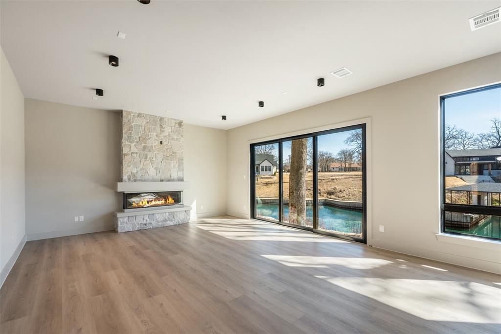 Pinnacle Club - Residential