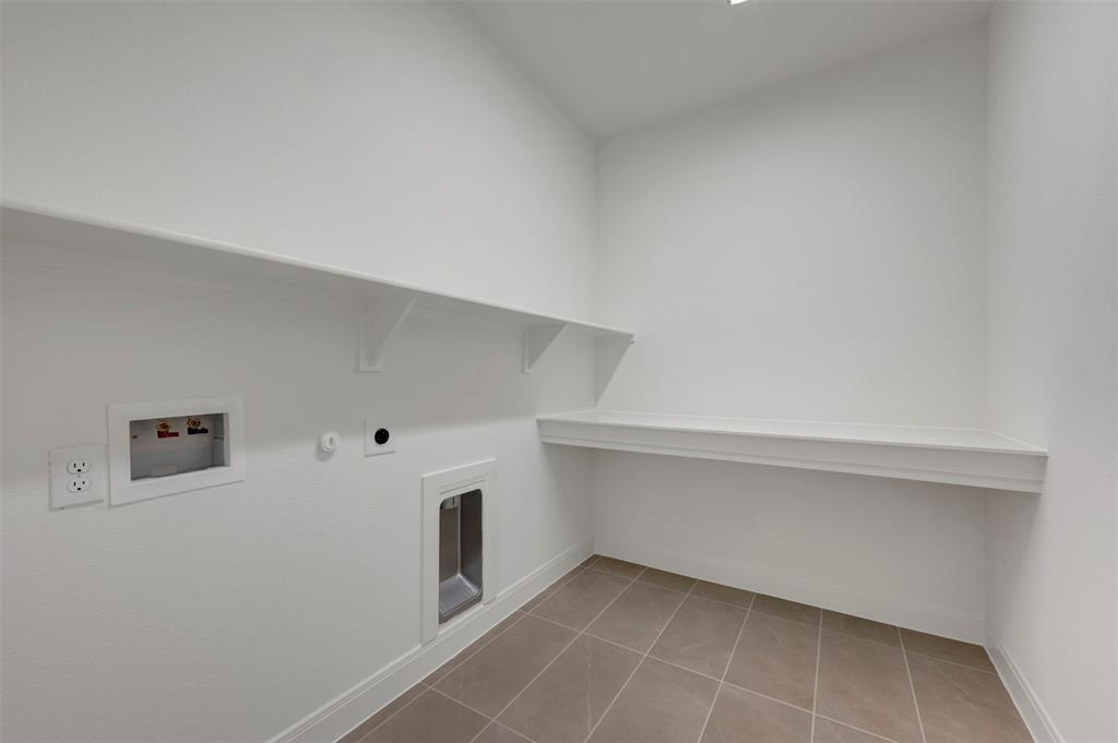 Karis - Residential