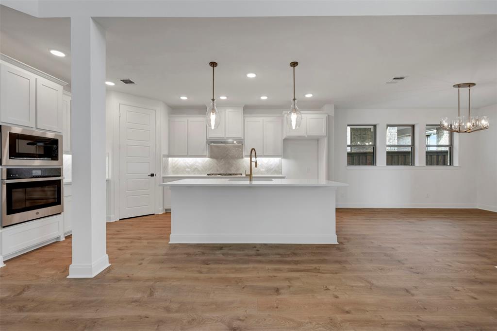 Karis - Residential