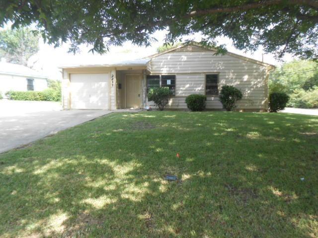 Corner lot, near Paul Quinn College, 4 bedroom, 2 baths, garage was converted to a bedroom, huge enclosed backyard. House was remodeled  and garage was converted to a room.   Buyers agent to verify all information in this listing, including schools, measurements and zoning and restrictions. All offers to include proof of funds or Lender Pre-Approval letter. Buyer And Buyers Agent To Verify All Listing Details