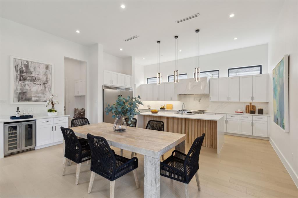 Rector Place - Residential