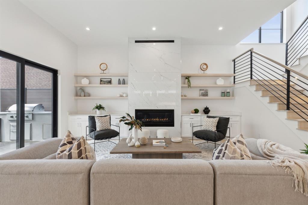 Rector Place - Residential