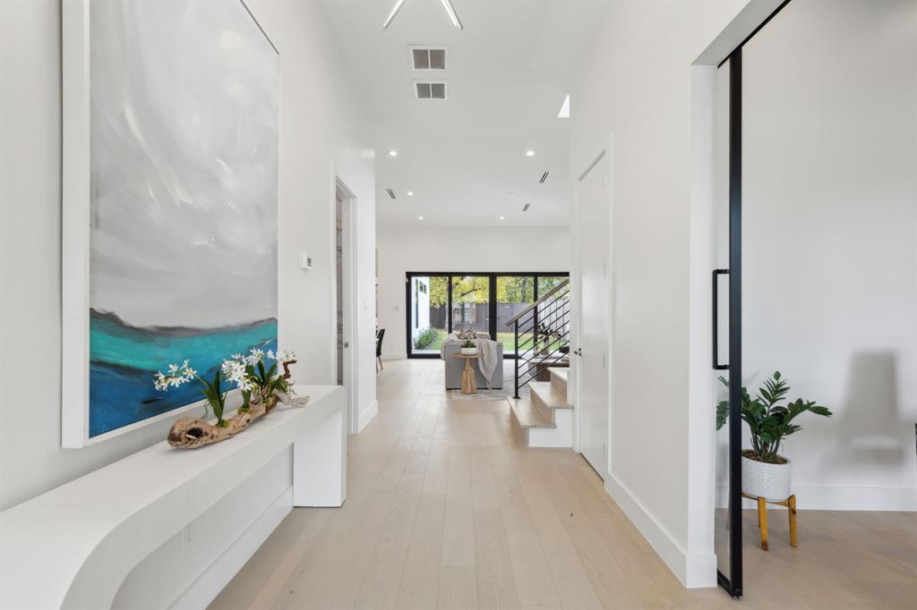 Rector Place - Residential