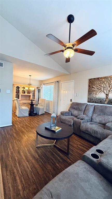Cedar Creek Twnhms - Residential