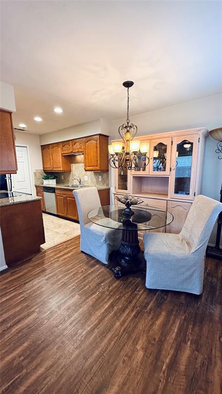 Cedar Creek Twnhms - Residential