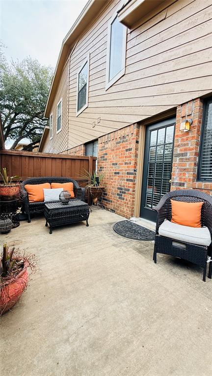Cedar Creek Twnhms - Residential