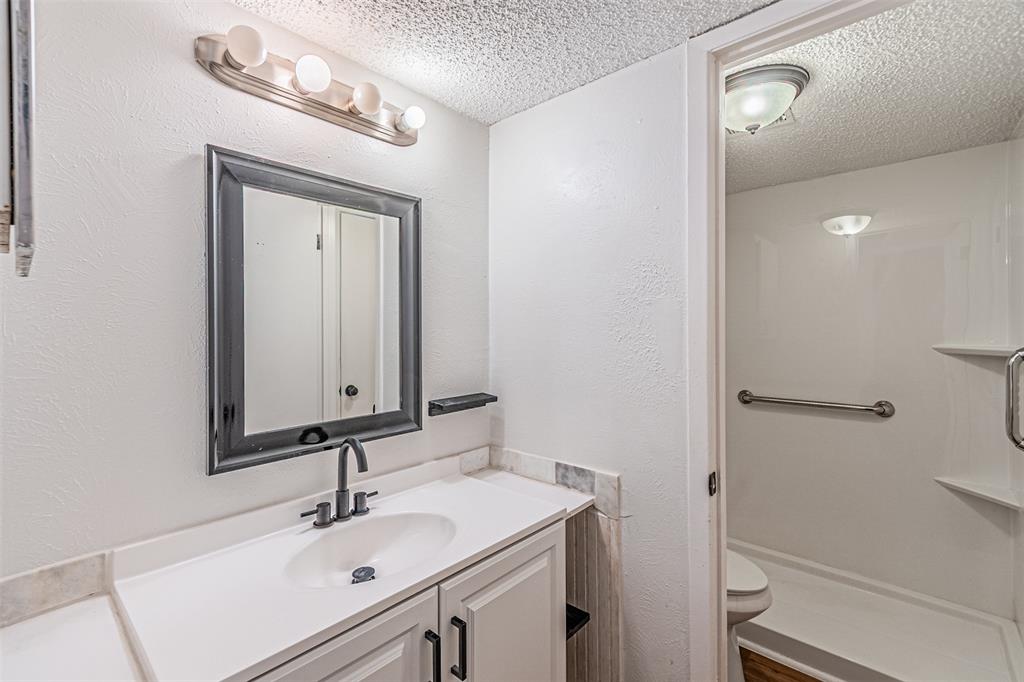 Country Creek Condo - Residential