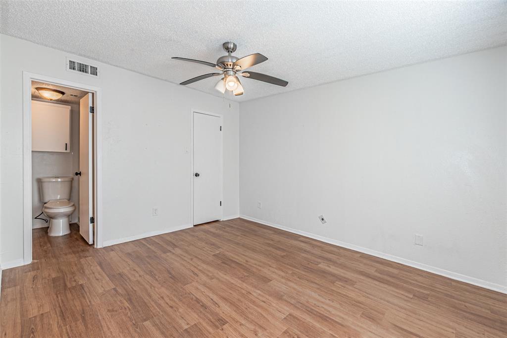 Country Creek Condo - Residential
