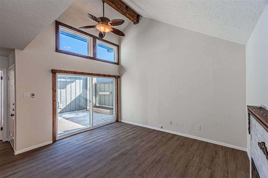 Country Creek Condo - Residential