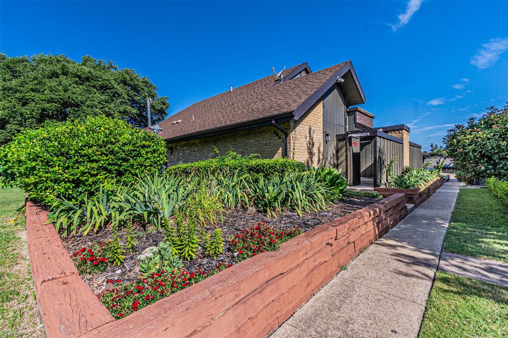 Country Creek Condo - Residential