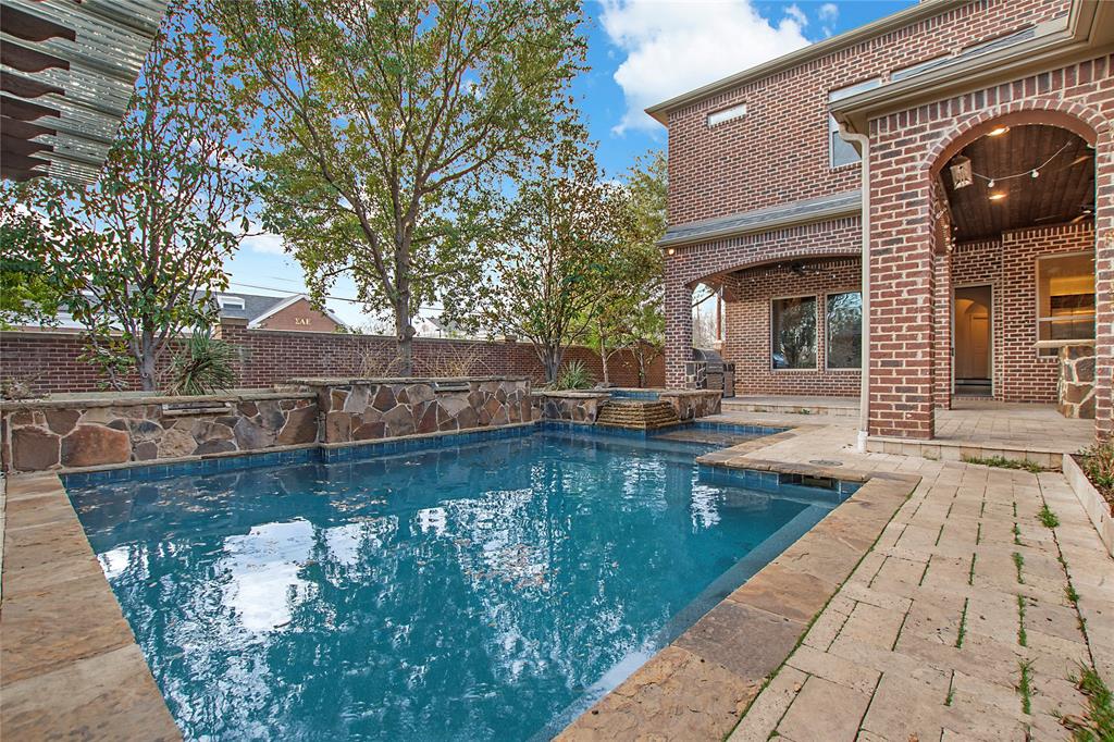 University Hills West - Residential
