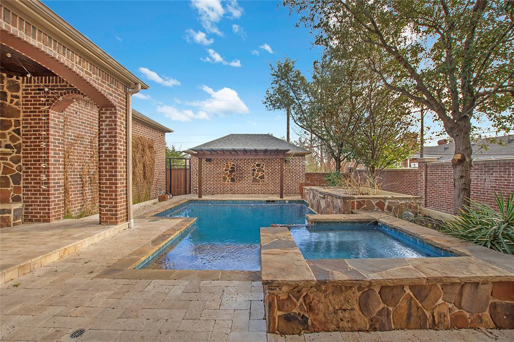 University Hills West - Residential