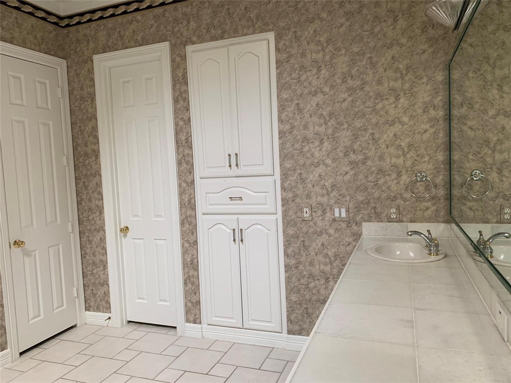 Old Preston Place 01 - Residential Lease