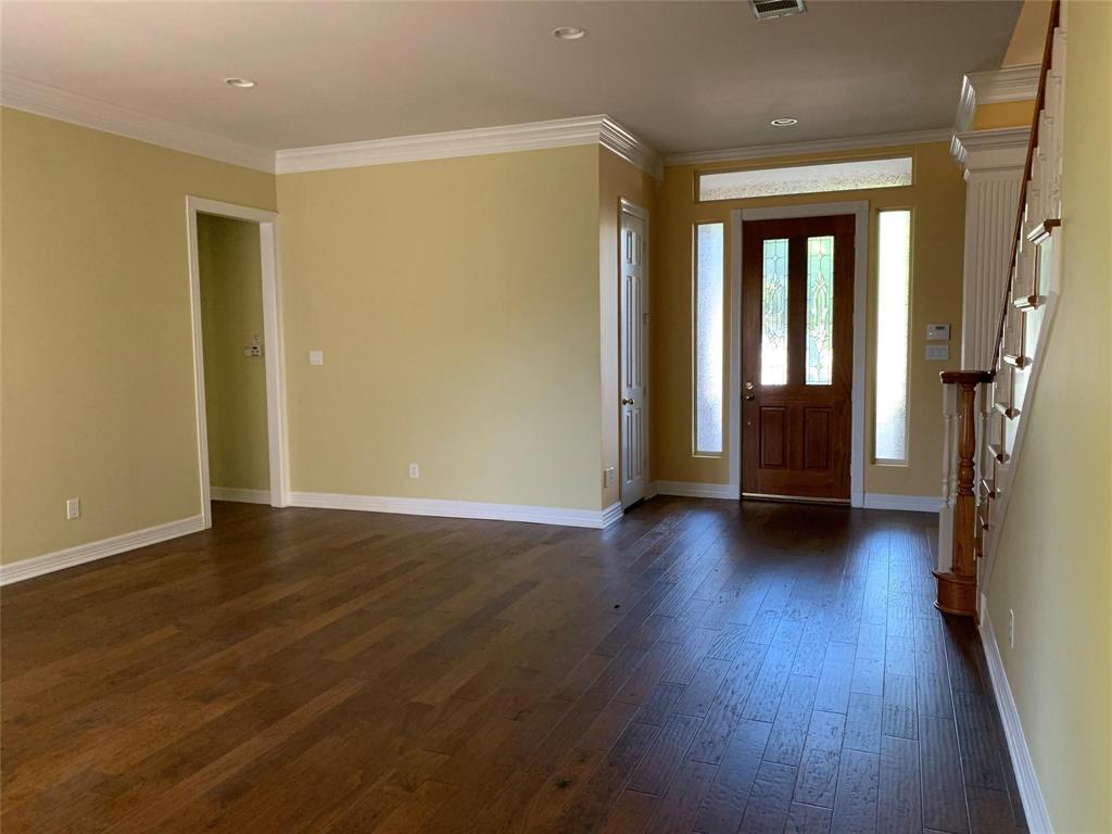 Old Preston Place 01 - Residential Lease