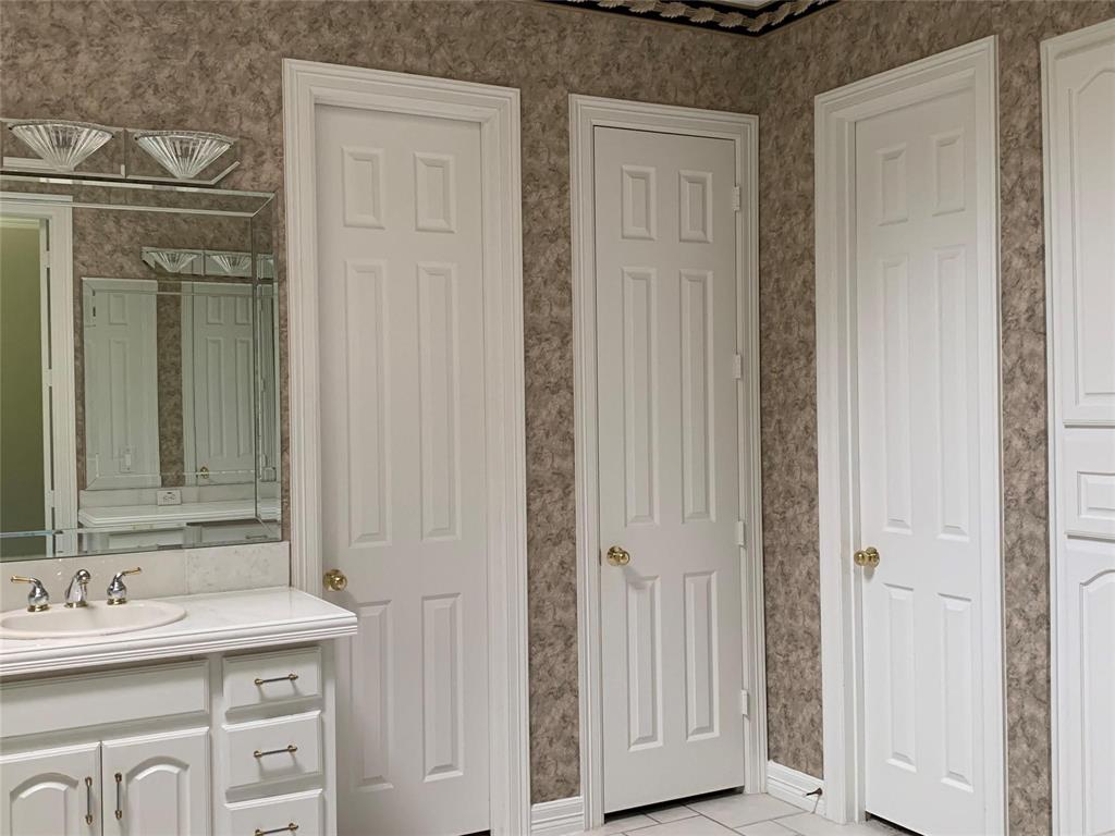 Old Preston Place 01 - Residential Lease