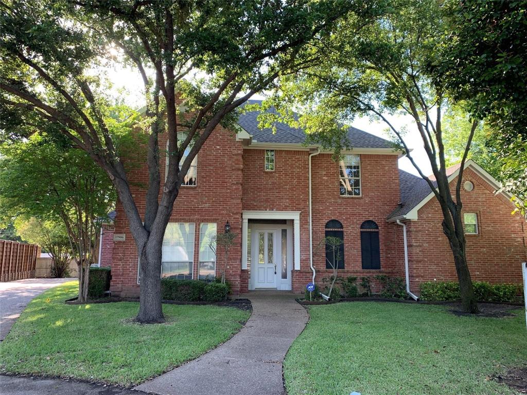 Exexutive Custom Home on Creek Lot. Bright cheerful interior with impressive details. Spacious room sizes. Hugh gourmet kitchen opens to family room, Lots of closets and storage. Private back yard has unique cedar deck with benches overlooking creek & woods. Great central location, easy access to 190, Tollway & 75. Quiet Cul-de-sac neighborhood. Exemplary Plano schools. 3 cars garage! One year old new Carpet! New Painting! Recent wood flooring living dining and family room, new kitchen faucet. This is a hard to find custom home lease, come show it before it's gone!