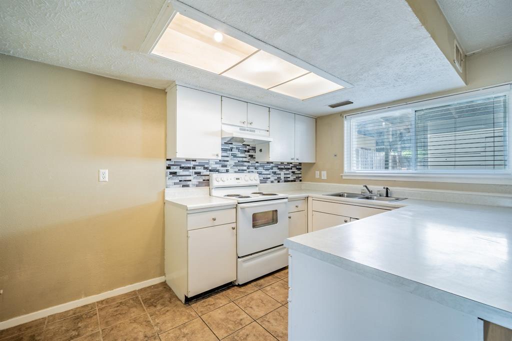 Mountain Creek Twnhs - Residential