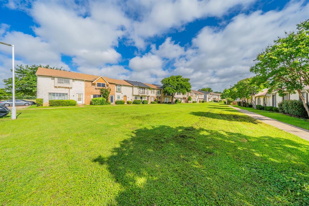Mountain Creek Twnhs - Residential