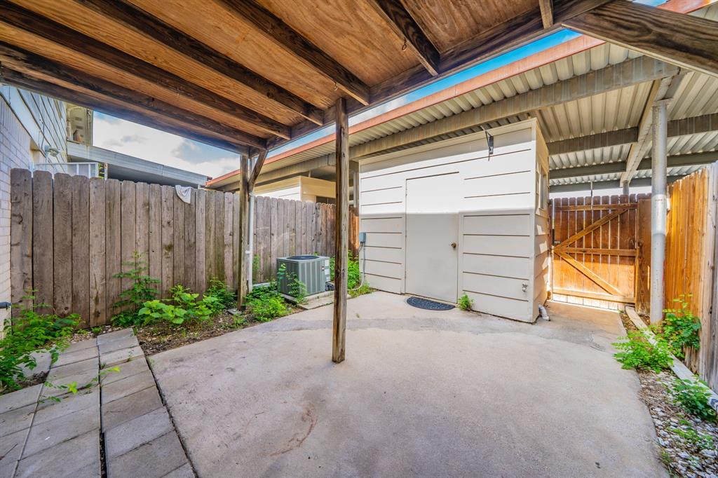 Mountain Creek Twnhs - Residential