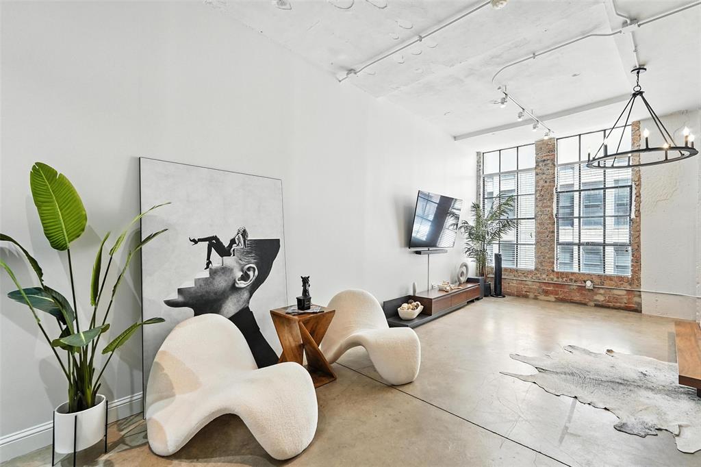 Soco Urban Loft Condo - Residential