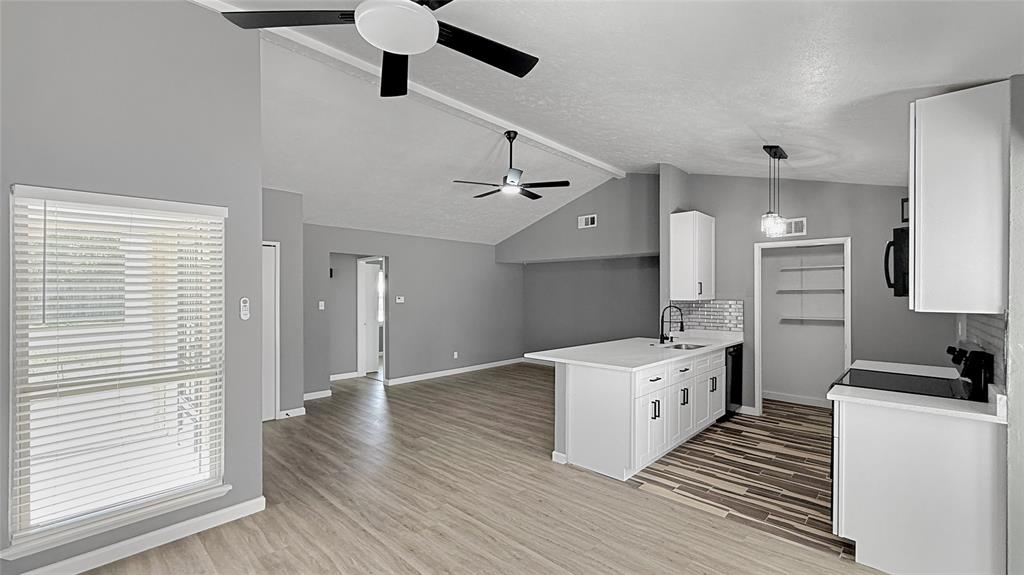 PARK SQUARE REV - Residential