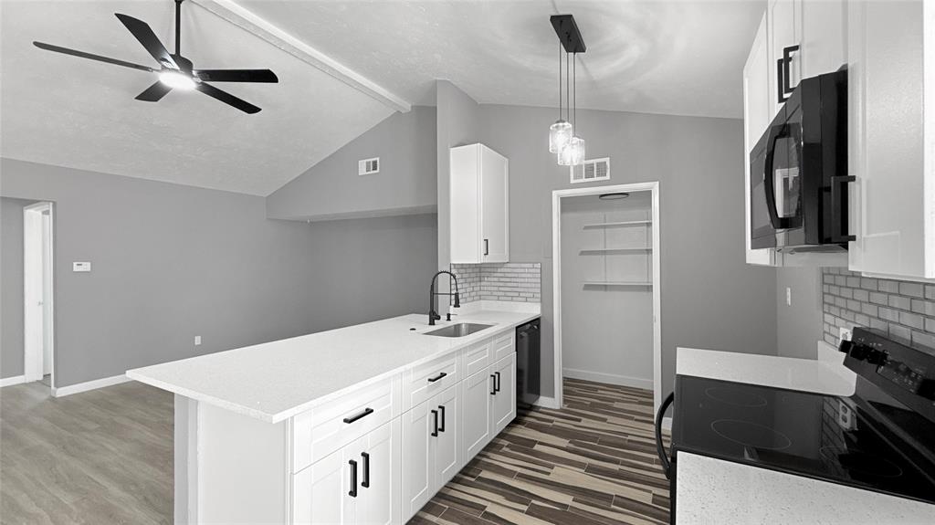 PARK SQUARE REV - Residential