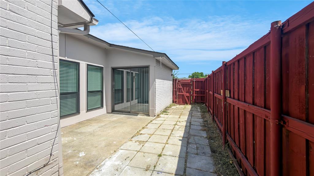 PARK SQUARE REV - Residential