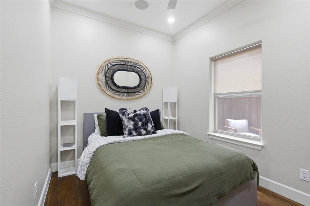 Lexington Place - Residential