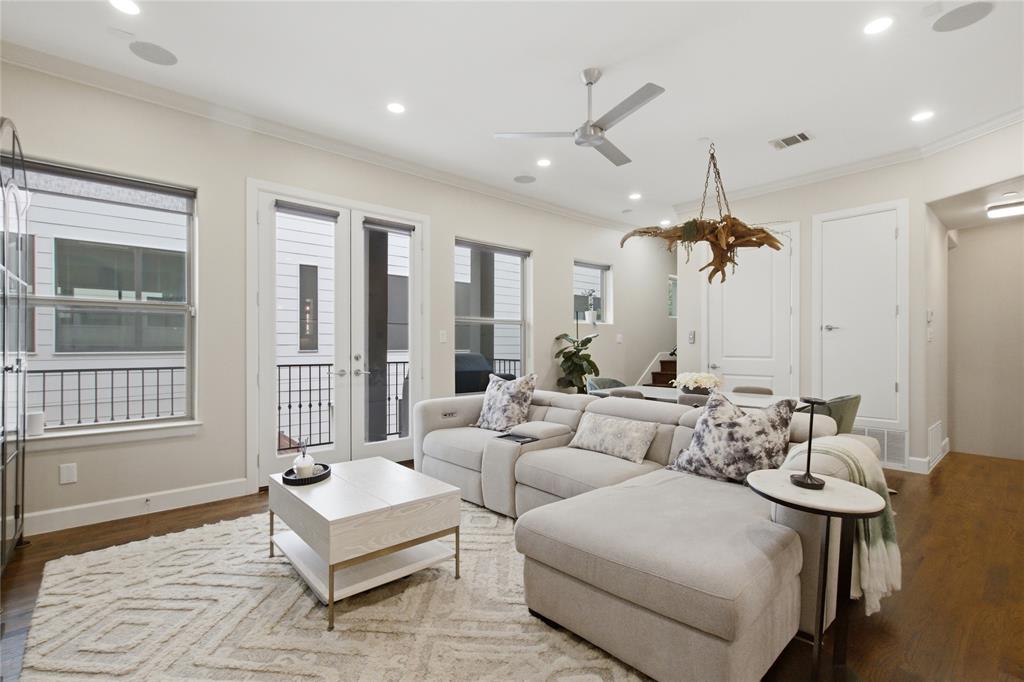 Lexington Place - Residential