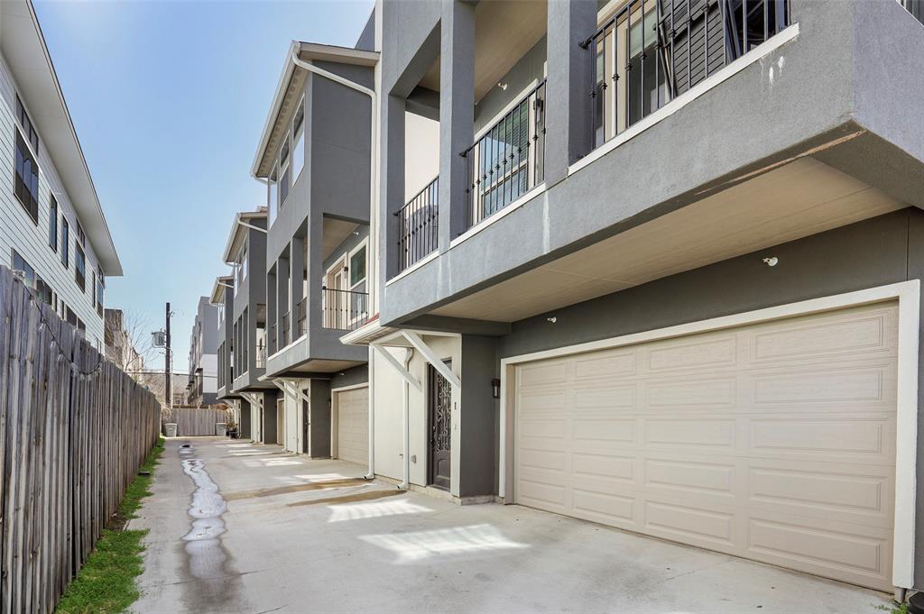 Lexington Place - Residential
