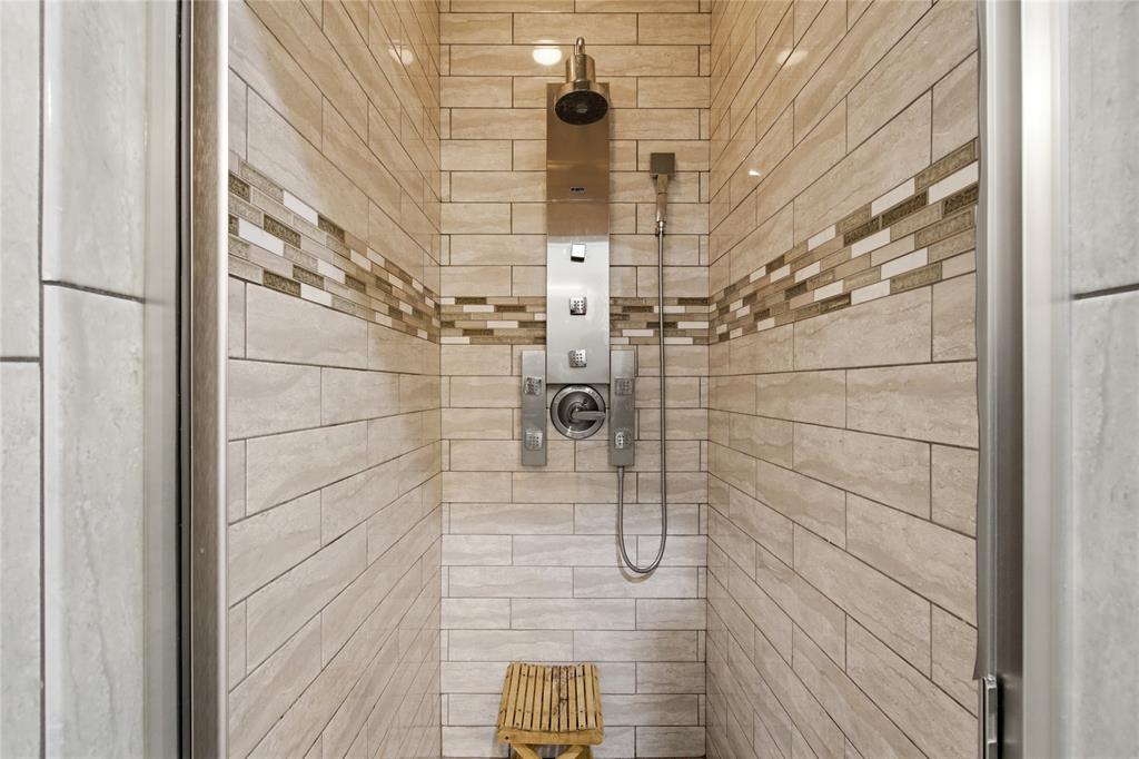 Lexington Place - Residential