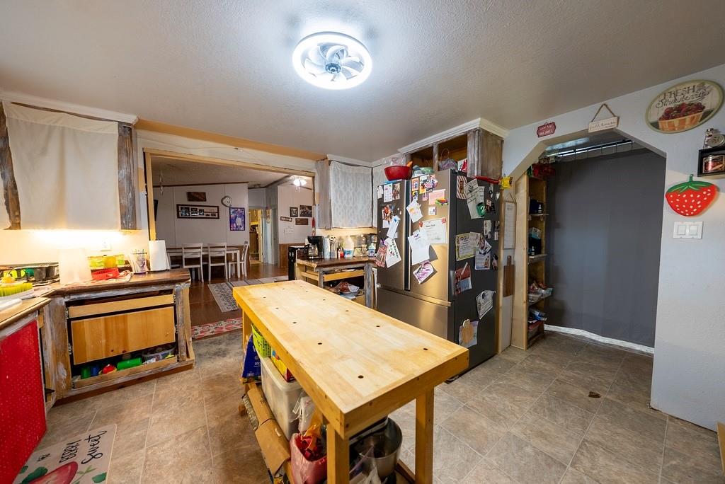 A0991 PERRY J H; & MH - Residential