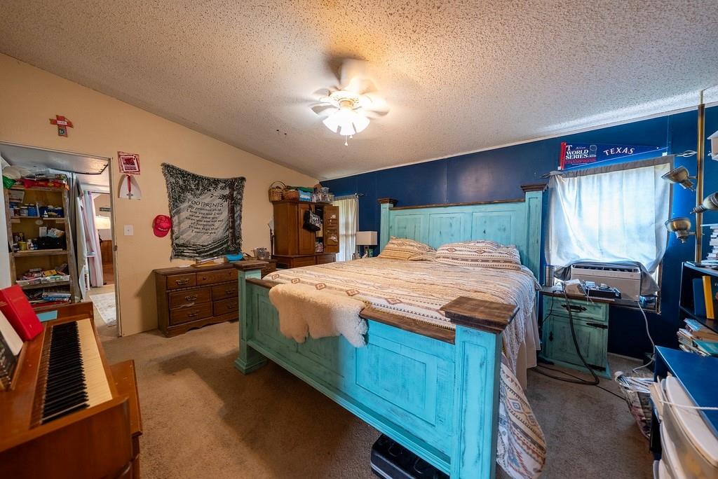 A0991 PERRY J H; & MH - Residential