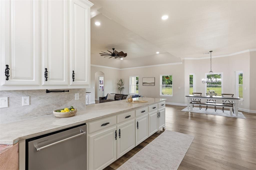 LAKERIDGE FARMS - Residential