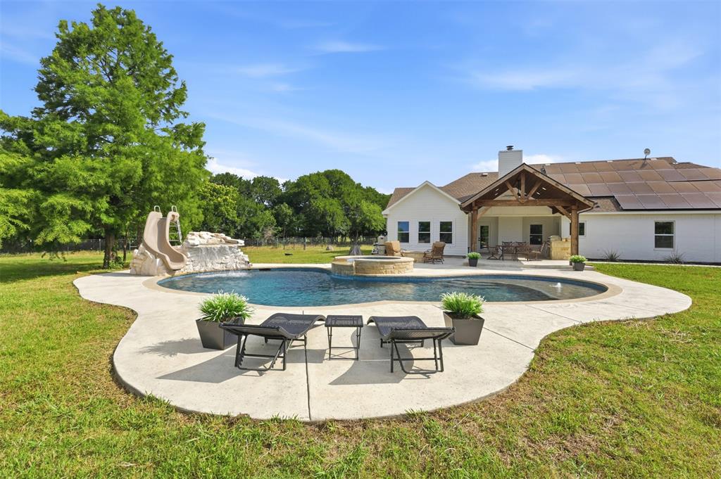 LAKERIDGE FARMS - Residential