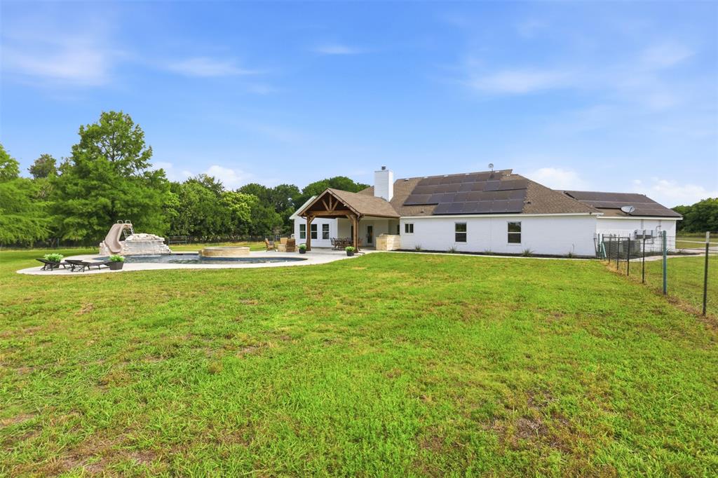LAKERIDGE FARMS - Residential