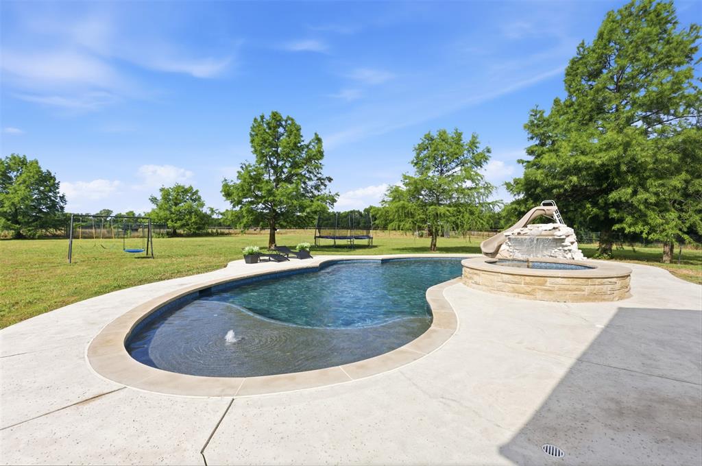 LAKERIDGE FARMS - Residential
