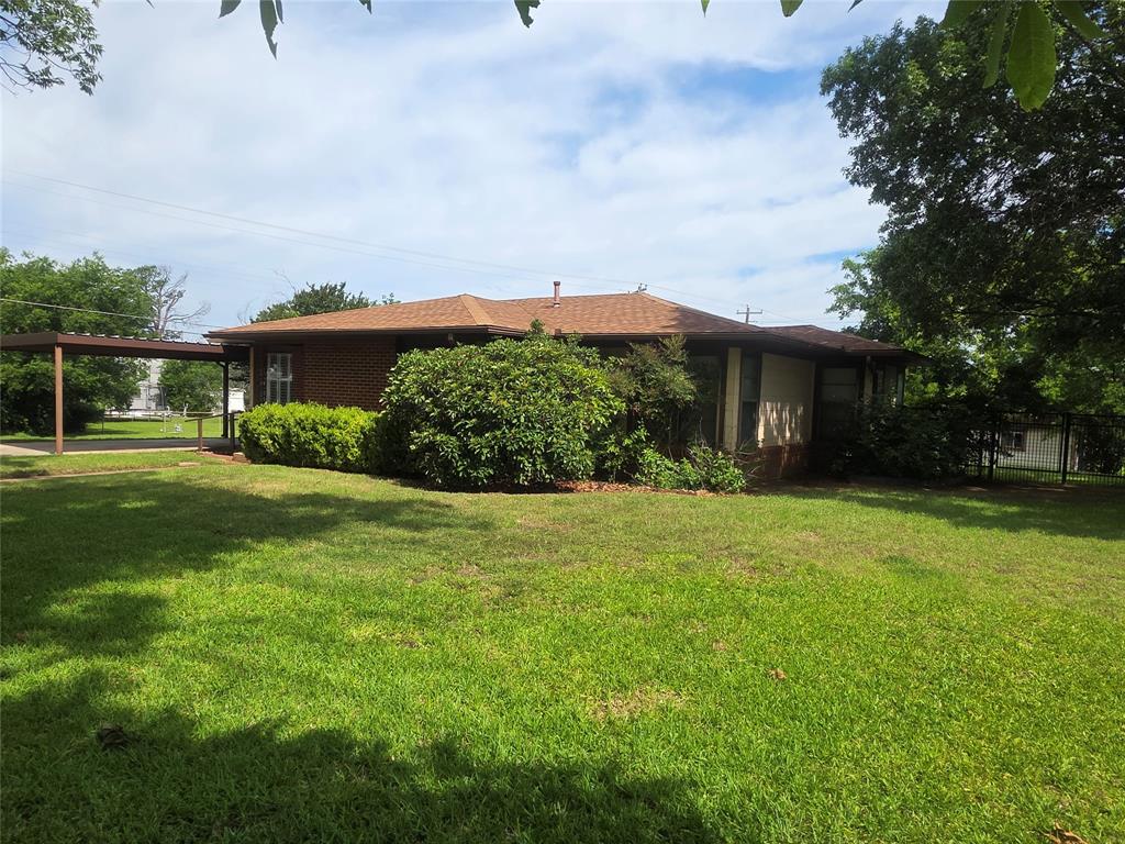 Graham Airport - Residential