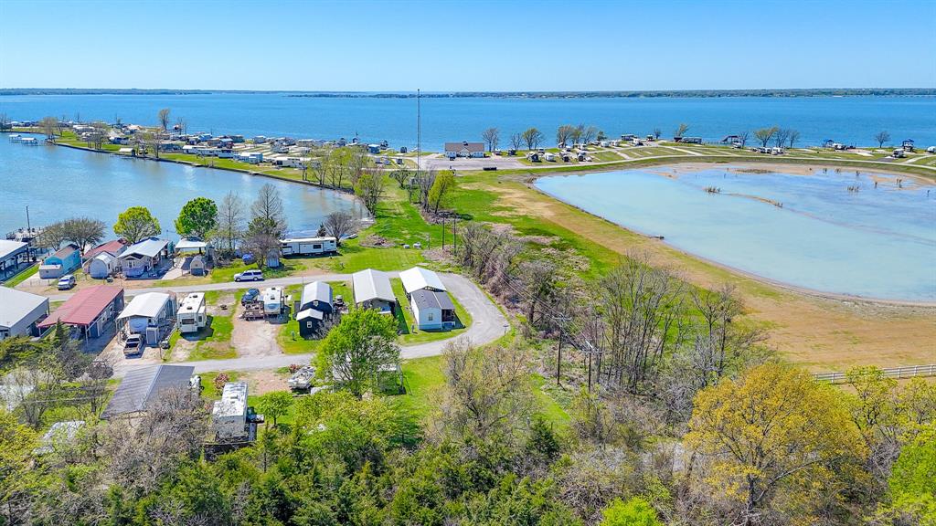 Pelican Isle - Land