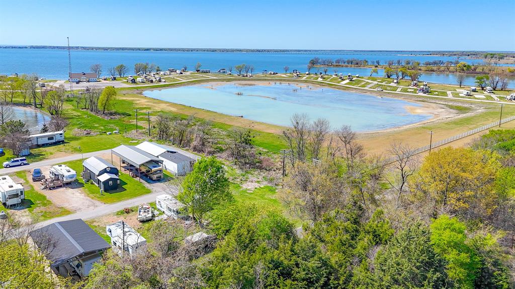 Pelican Isle - Land