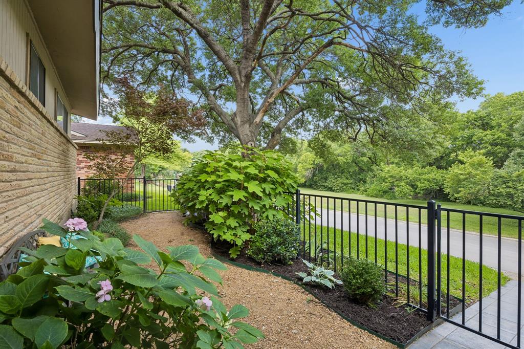 Lochwood - Residential