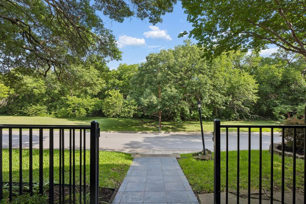 Lochwood - Residential