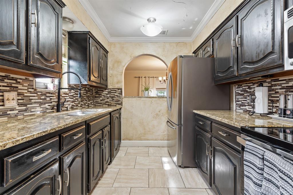 Ridgewood Park 02 - Residential Lease