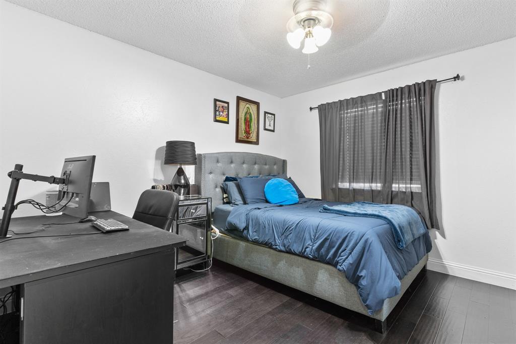 Ridgewood Park 02 - Residential Lease