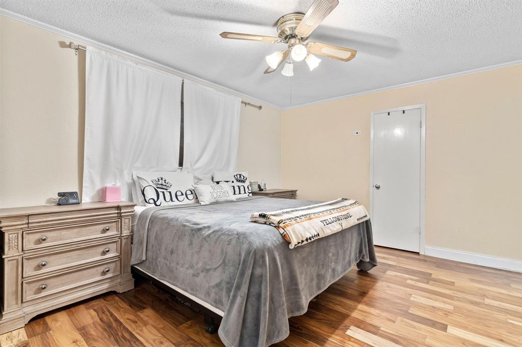 Ridgewood Park 02 - Residential Lease